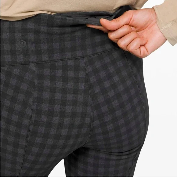 Lululemon Here to There High-Rise 7/8 Pant Brighton Buffalo Print Grey Black 8 - Picture 3 of 16